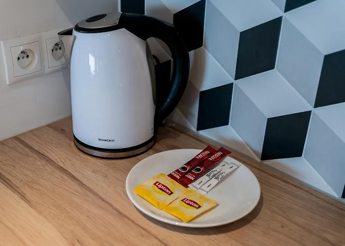 Old Town Comfort By Bookinghost *