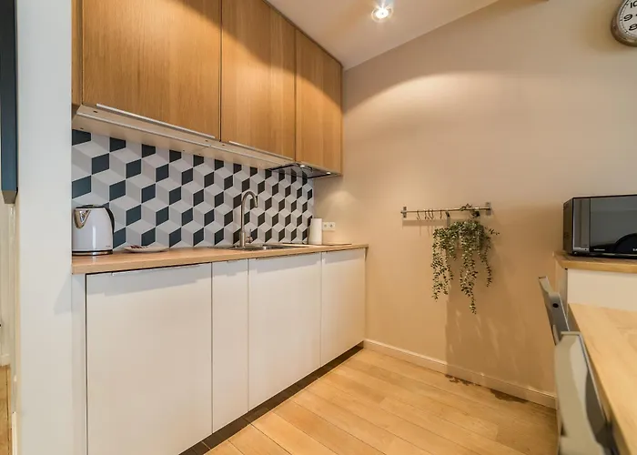 Old Town Comfort By Bookinghost Posen